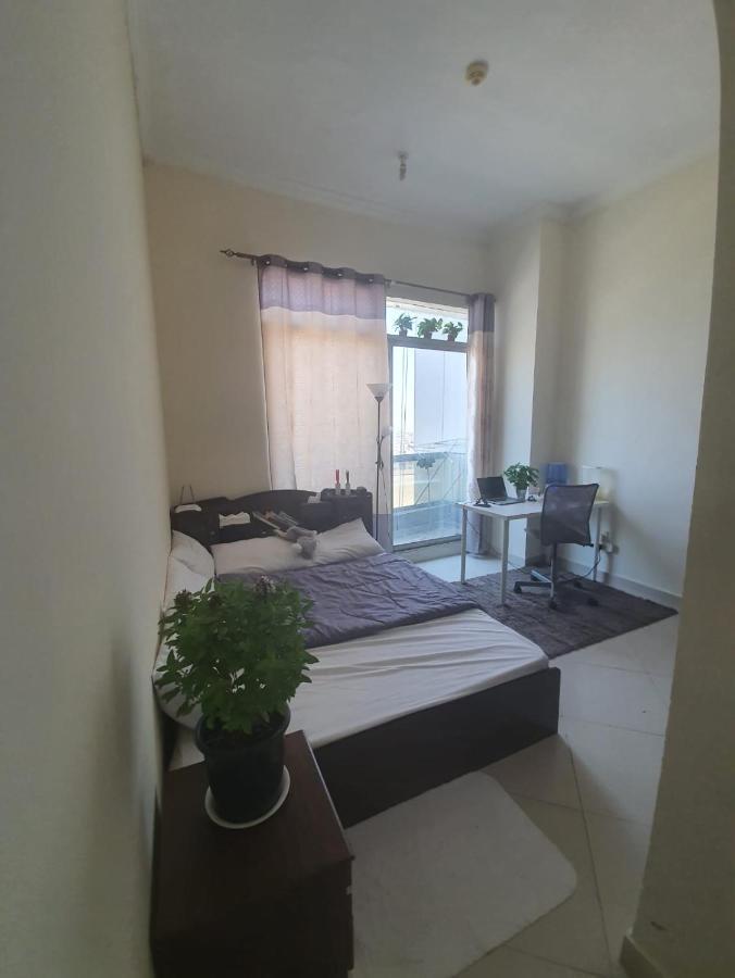 One Masterbedroom In 2 Bedroom Apt,Al Darwesh,Al Barsha 1ドバイ エクステリア 写真